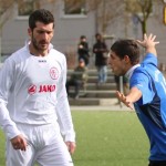 Mario Michels (links, FC Langen), Patrick Stumpf (Viktoria Griesheim)